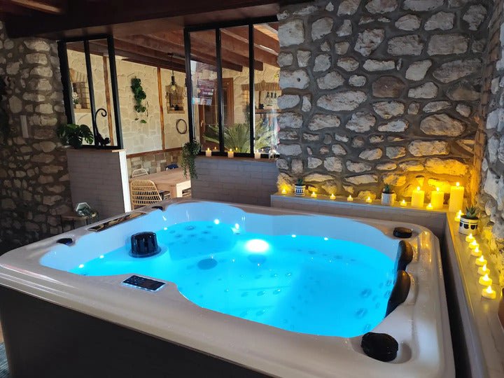 Le Petit Paradis - Love’nSpa - weekend en amoureux, love rooms avec spa ou jacuzzi privatif9 de Le Petit Paradis