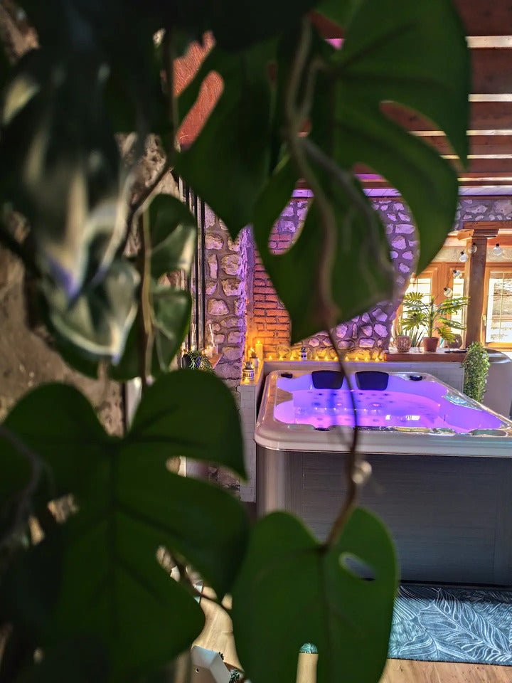 Le Petit Paradis - Love’nSpa - weekend en amoureux, love rooms avec spa ou jacuzzi privatif17 de Le Petit Paradis