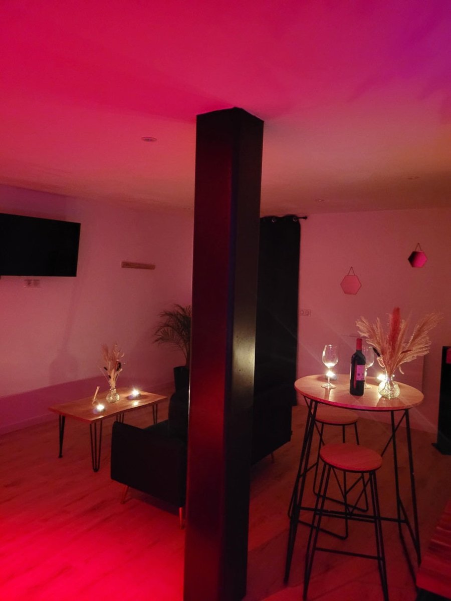 Le Plaisir des Sens - Love’nSpa - weekend en amoureux, love rooms avec spa ou jacuzzi privatif10 de Le Plaisir des Sens