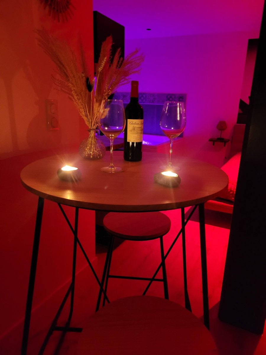 Le Plaisir des Sens - Love’nSpa - weekend en amoureux, love rooms avec spa ou jacuzzi privatif11 de Le Plaisir des Sens