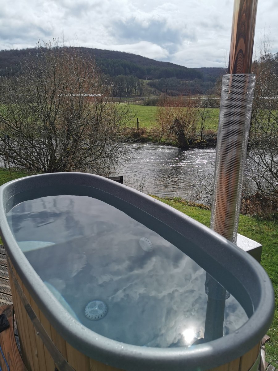 Le Pont de La Roche - Le Cube - Love’nSpa - weekend en amoureux, love rooms avec spa ou jacuzzi privatifLe Pont de La Roche - Le Cube