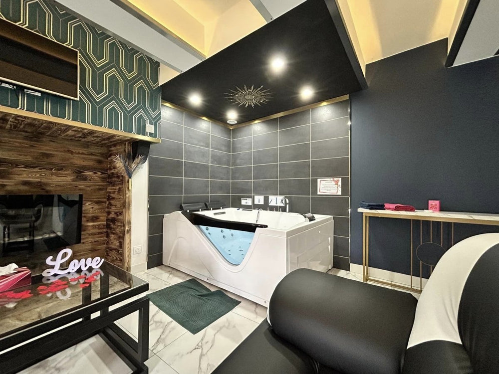 Le p'tit Quiou - Love’nSpa - weekend en amoureux, love rooms avec spa ou jacuzzi privatif1 de Le p'tit Quiou