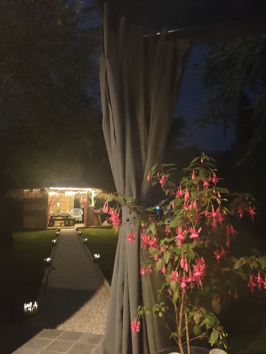 Le Quart D'Heure Américain - Love’nSpa - weekend en amoureux, love rooms avec spa ou jacuzzi privatif23 de Le Quart D'Heure Américain