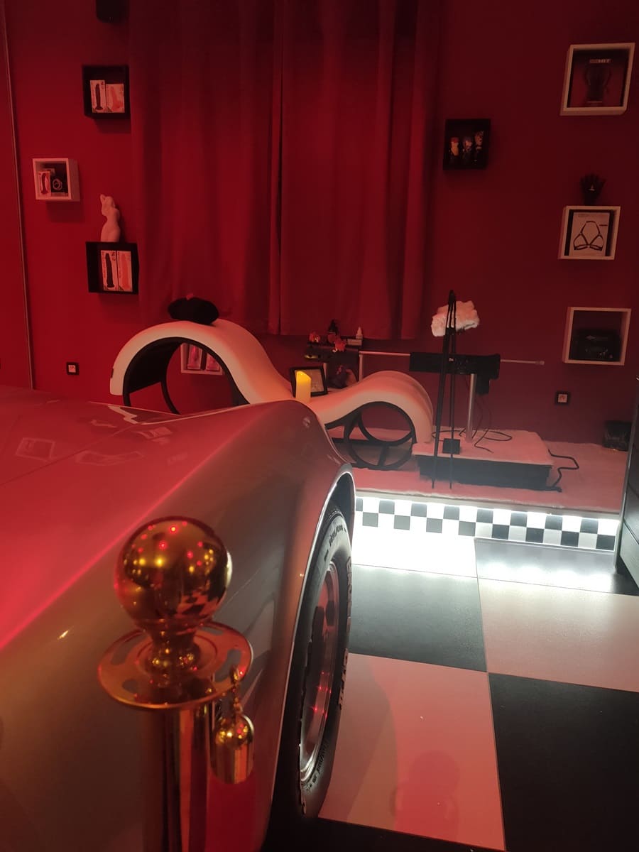 Le Quart D'Heure Américain - Love’nSpa - weekend en amoureux, love rooms avec spa ou jacuzzi privatif15 de Le Quart D'Heure Américain