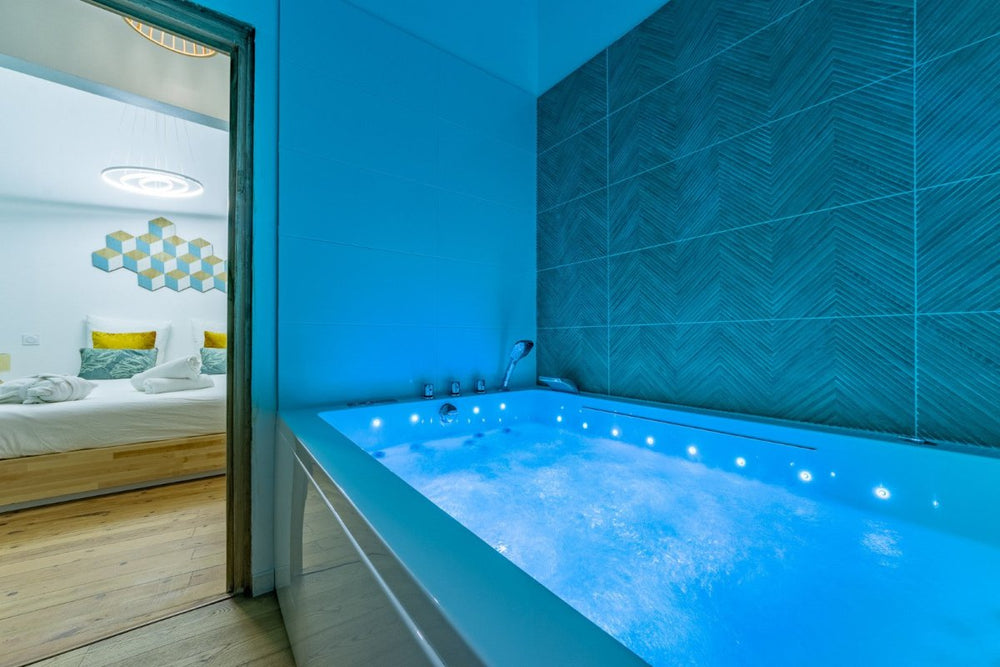 Le Romantique & Spa - Love’nSpa - weekend en amoureux, love rooms avec spa ou jacuzzi privatif16 de Le Romantique & Spa