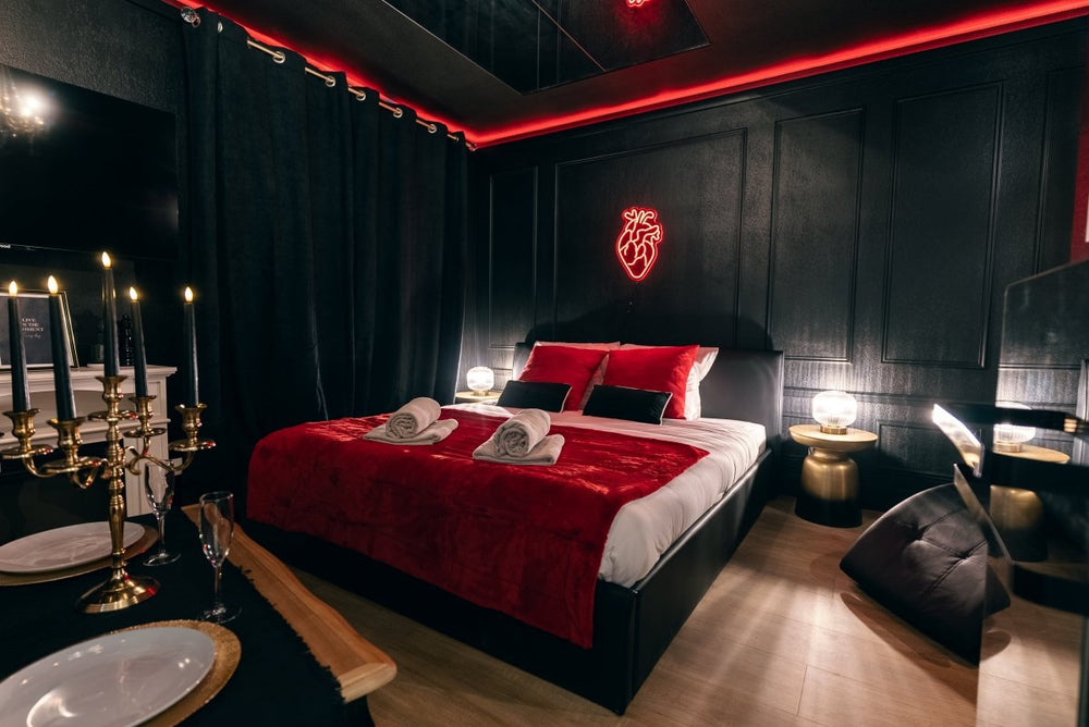 Le secret du marquis - Love’nSpa - weekend en amoureux, love rooms avec spa ou jacuzzi privatif3 de Le secret du marquis