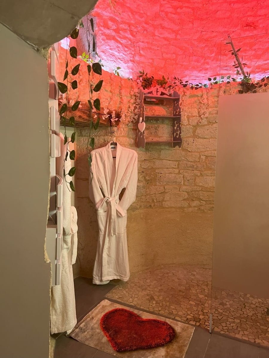 Le Secret du Pigeonnier - Love’nSpa - weekend en amoureux, love rooms avec spa ou jacuzzi privatif15 de Le Secret du Pigeonnier