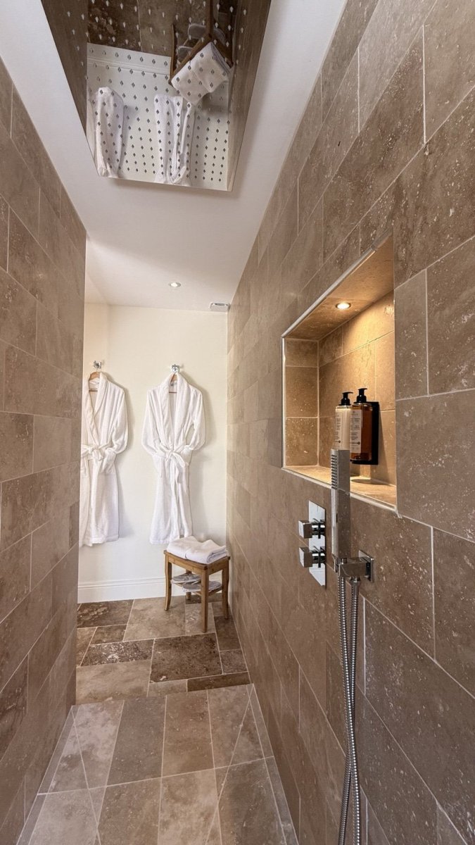 Le Temps d'une Romance - Love’nSpa - weekend en amoureux, love rooms avec spa ou jacuzzi privatif13 de Le Temps d'une Romance