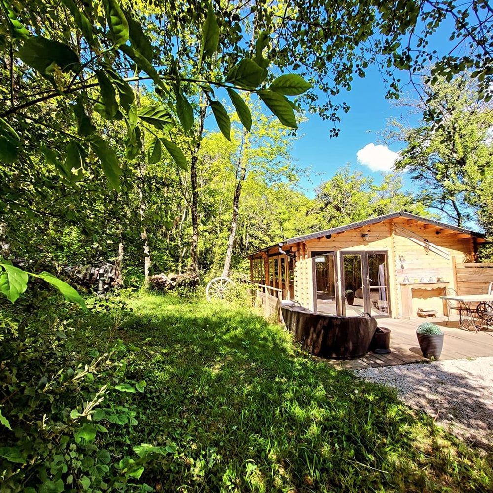 Le Toit Emoi - Love’nSpa - weekend en amoureux, love rooms avec spa ou jacuzzi privatif7 de Le Toit Emoi