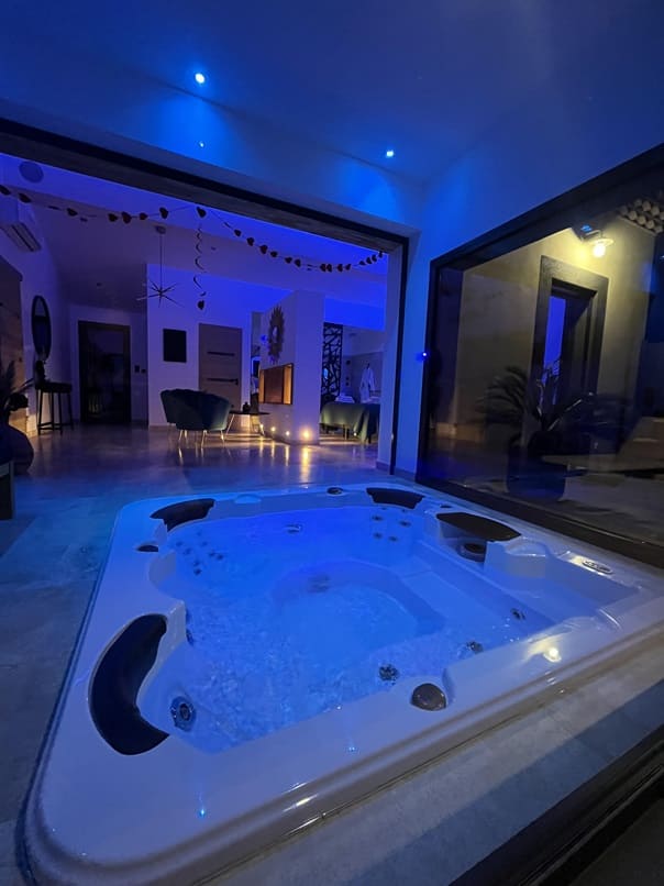 Le Vertu'Ose - Love’nSpa - weekend en amoureux, love rooms avec spa ou jacuzzi privatif12 de Le Vertu'Ose