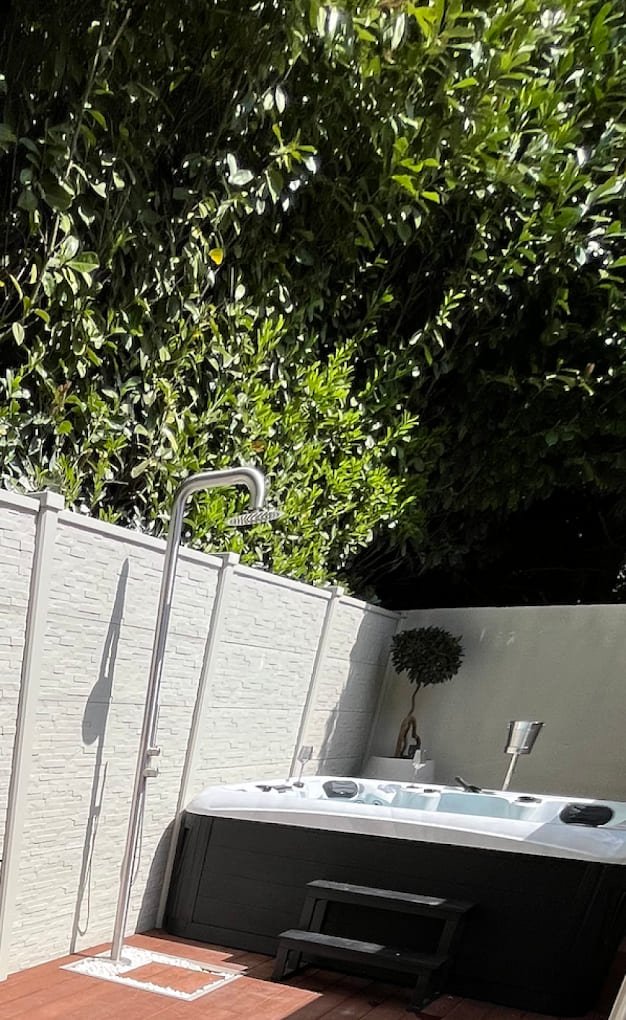 L'Écrin de la Sapinière - Love’nSpa - weekend en amoureux, love rooms avec spa ou jacuzzi privatif3 de L'Écrin de la Sapinière