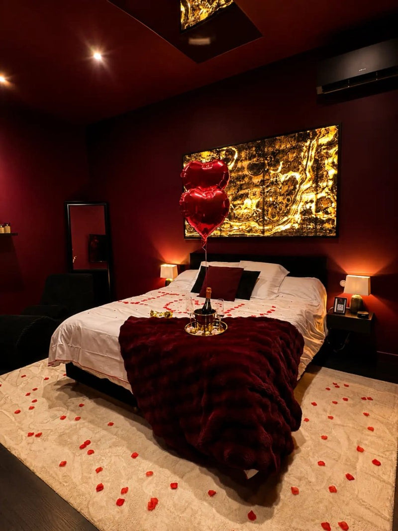 L'Ecrin Pourpre - Love’nSpa - weekend en amoureux, love rooms avec spa ou jacuzzi privatif1 de L'Ecrin Pourpre