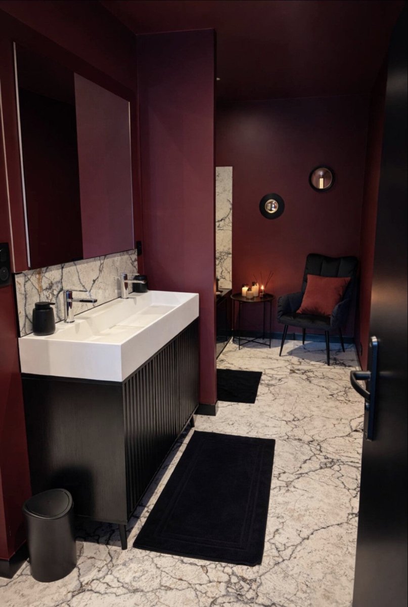 L'Ecrin Pourpre - Love’nSpa - weekend en amoureux, love rooms avec spa ou jacuzzi privatif11 de L'Ecrin Pourpre