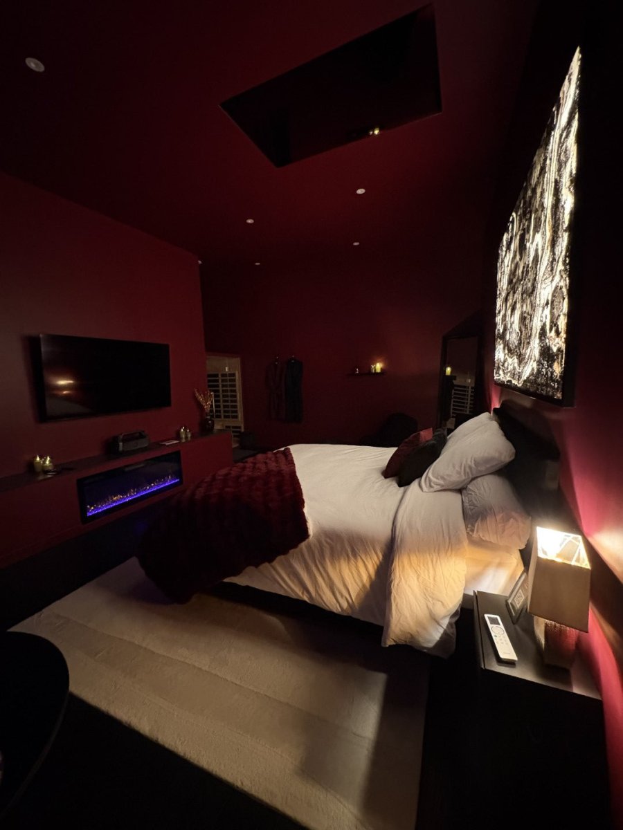 L'Ecrin Pourpre - Love’nSpa - weekend en amoureux, love rooms avec spa ou jacuzzi privatif12 de L'Ecrin Pourpre