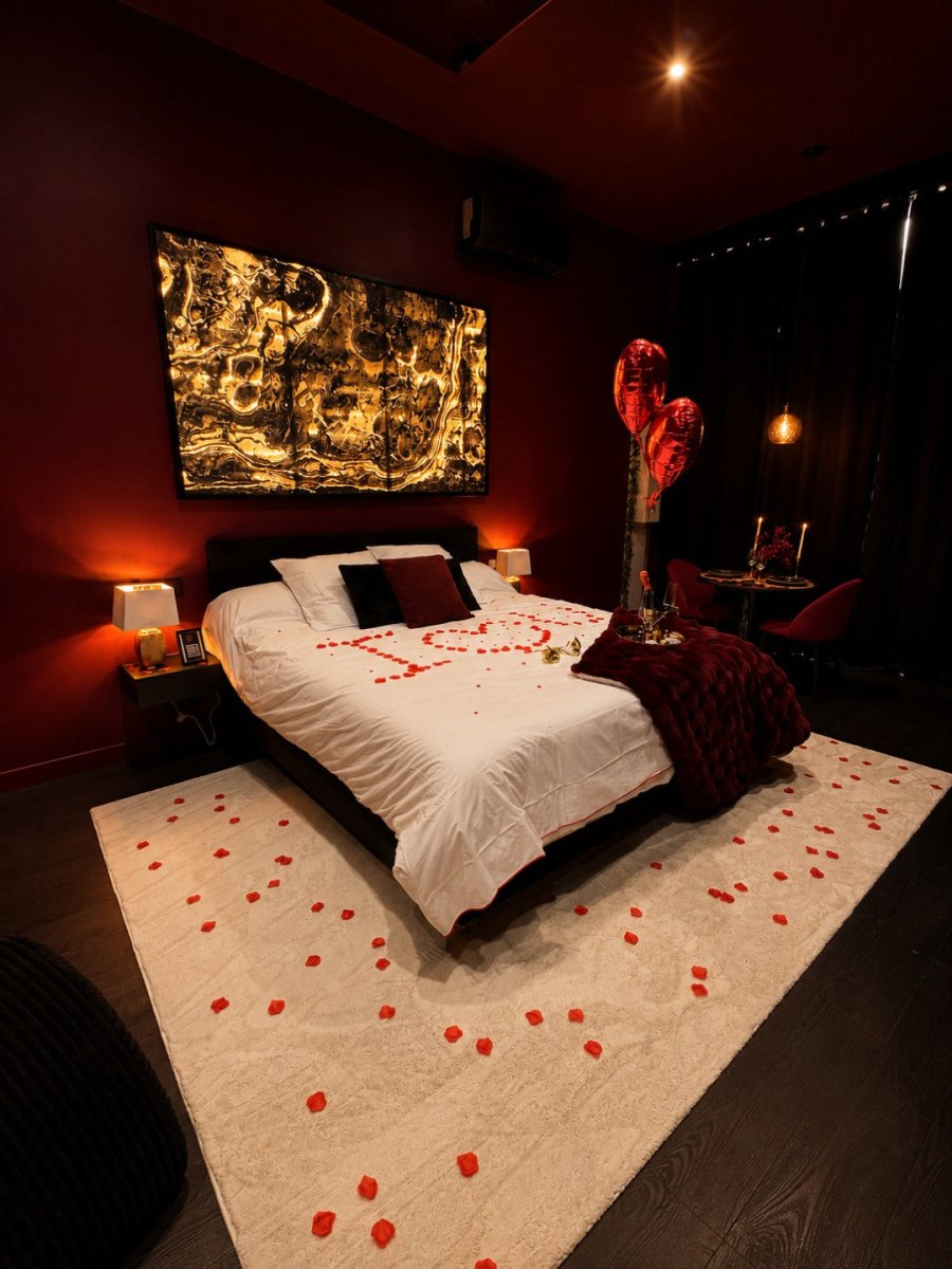 L'Ecrin Pourpre - Love’nSpa - weekend en amoureux, love rooms avec spa ou jacuzzi privatif9 de L'Ecrin Pourpre