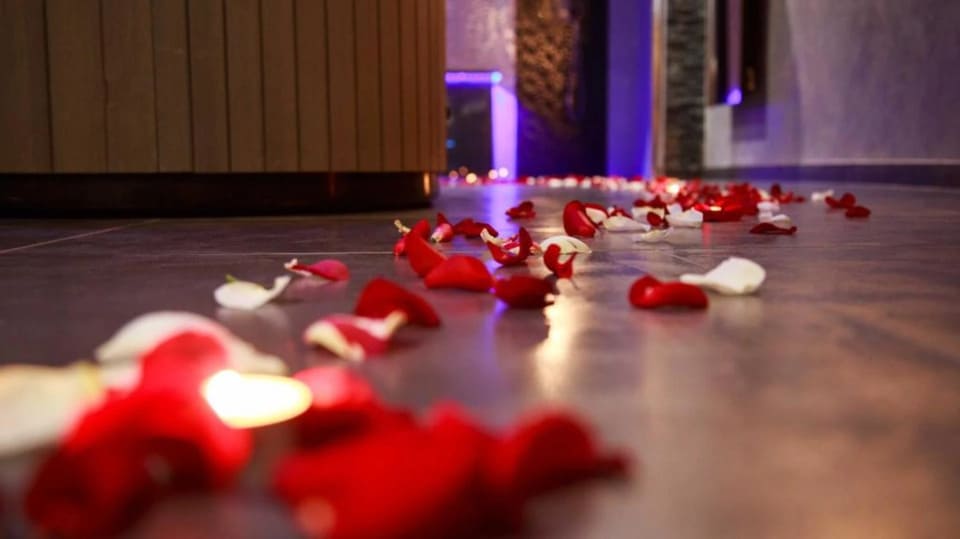 L'effet spa - Suite Romantique - Love’nSpa - weekend en amoureux, love rooms avec spa ou jacuzzi privatif6 de L'effet spa - Suite Romantique