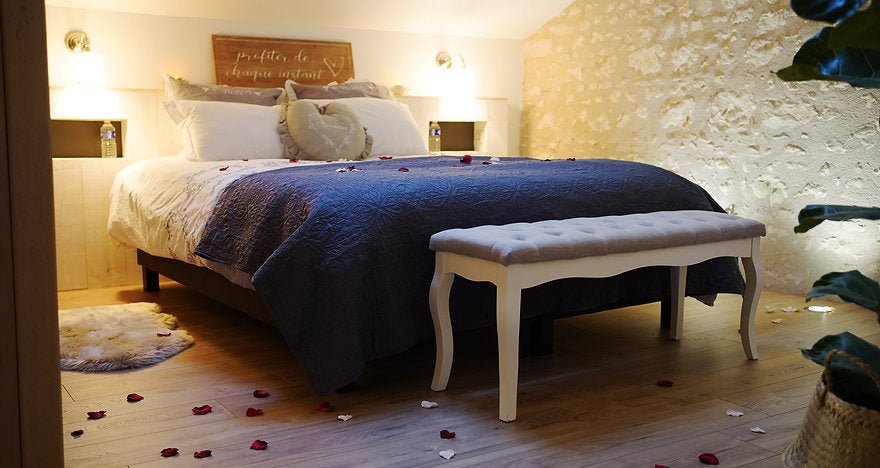 Les Charmes du Lac - Love’nSpa - weekend en amoureux, love rooms avec spa ou jacuzzi privatif3 de The Charms of the Lake