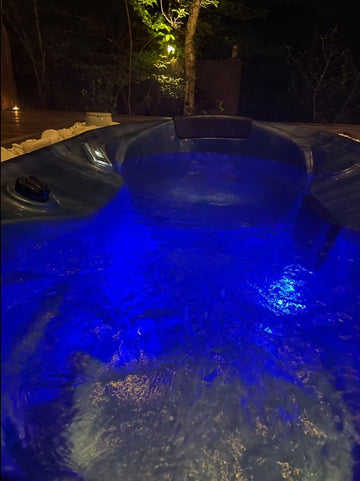 Les Landines - L'O2 de verre et de bois et son spa - Love’nSpa - weekend en amoureux, love rooms avec spa ou jacuzzi privatif