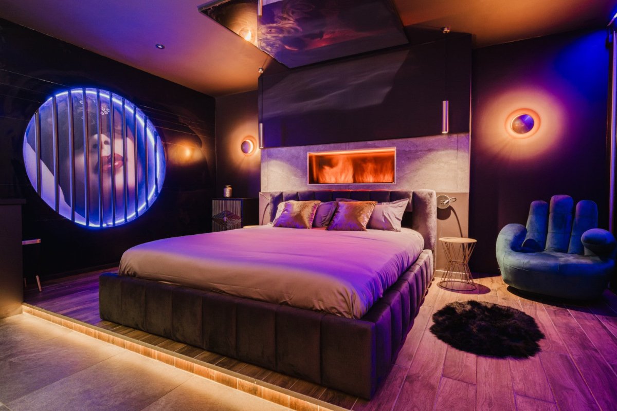 Les Private Places - Love’nSpa - weekend en amoureux, love rooms avec spa ou jacuzzi privatifLes Private Places
