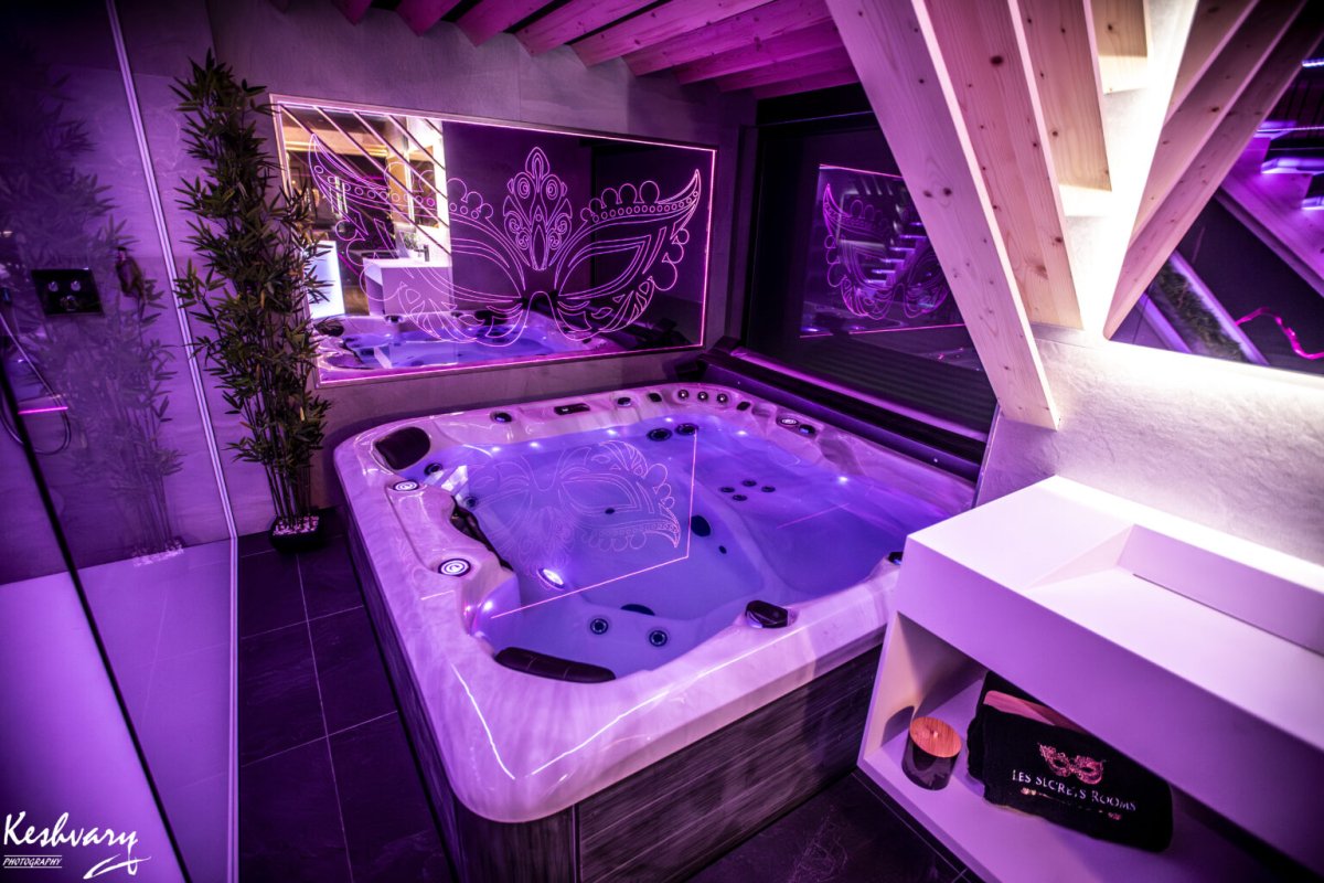 Les secrets du Castel - Le Loft - Love’nSpa - weekend en amoureux, love rooms avec spa ou jacuzzi privatifLes secrets du Castel - Le Loft