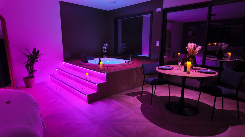 Les Suites du Payré - Suite Passion - Love’nSpa - weekend en amoureux, love rooms avec spa ou jacuzzi privatif1 de Les Suites du Payré - Suite Passion