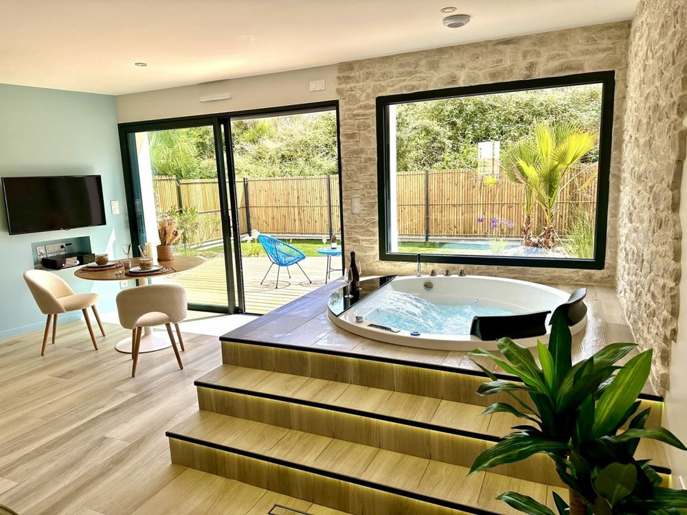 Les Suites du Payré - Suite Romance - Love’nSpa - weekend en amoureux, love rooms avec spa ou jacuzzi privatif3 de Les Suites du Payré - Suite Romance