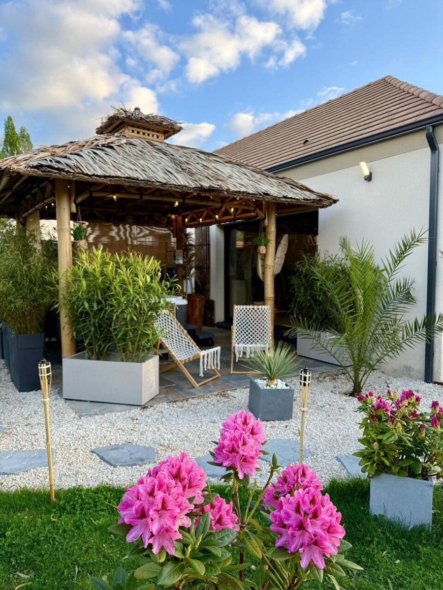 L'ESCALE A BALI - Love’nSpa - weekend en amoureux, love rooms avec spa ou jacuzzi privatif10 de L'ESCALE A BALI