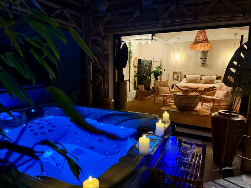 L'ESCALE A BALI - Love’nSpa - weekend en amoureux, love rooms avec spa ou jacuzzi privatif1 de L'ESCALE A BALI