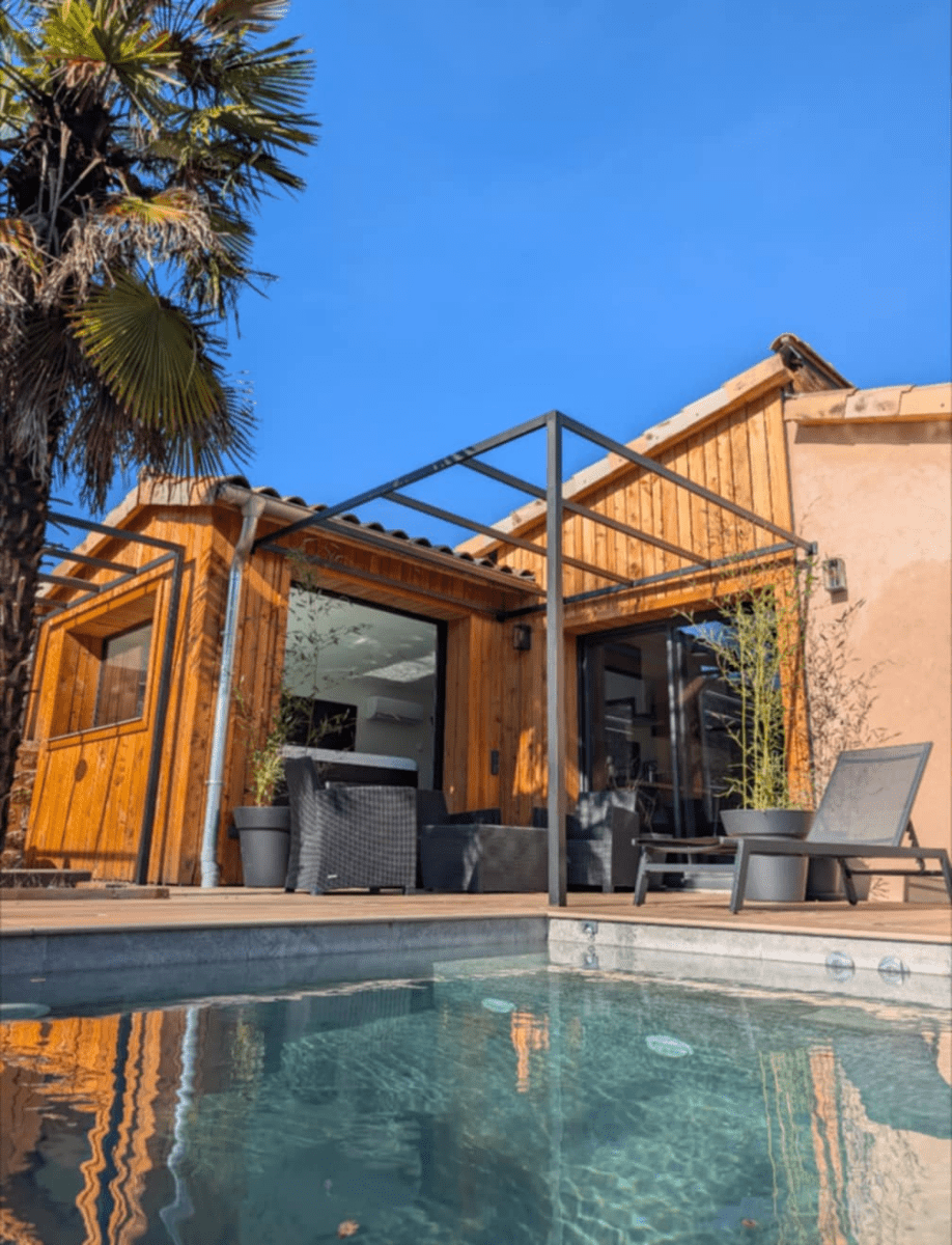 L'Escapade Amoureuse Ardéchoise Bis - Love’nSpa - weekend en amoureux, love rooms avec spa ou jacuzzi privatif7 de L'Escapade Amoureuse Ardéchoise Bis