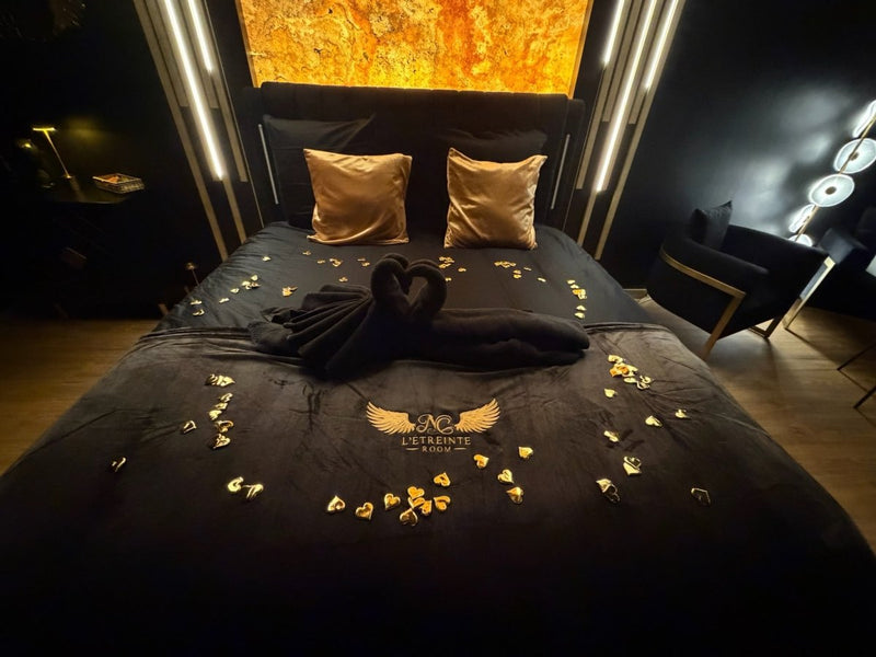 L’Etreinteroom - Love’nSpa - weekend en amoureux, love rooms avec spa ou jacuzzi privatif4 de L’Etreinteroom
