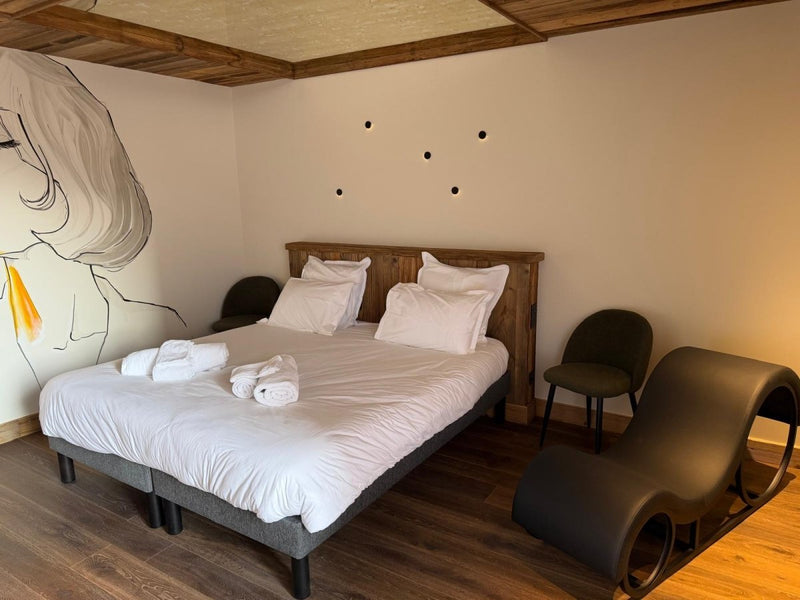 L'évasion - Love’nSpa - weekend en amoureux, love rooms avec spa ou jacuzzi privatif4 de L'évasion