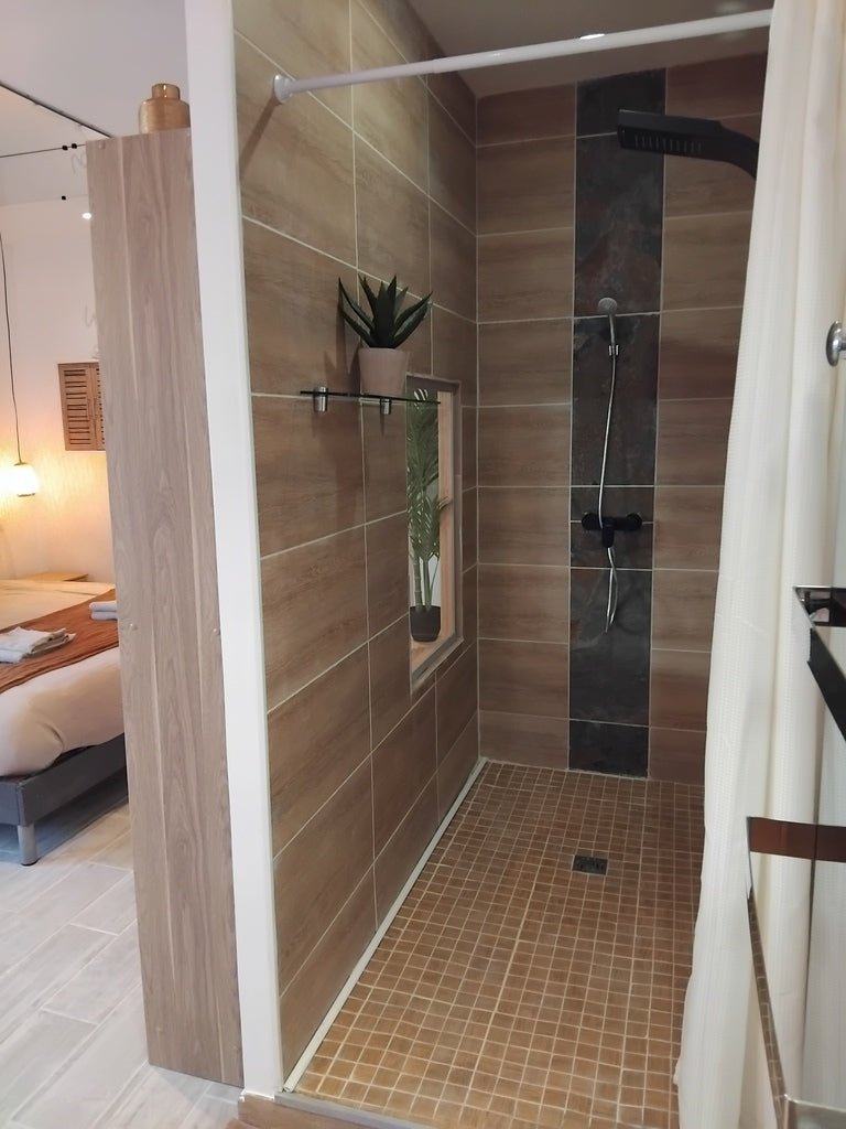 L'Evasion - Love’nSpa - weekend en amoureux, love rooms avec spa ou jacuzzi privatif4 de L'Evasion