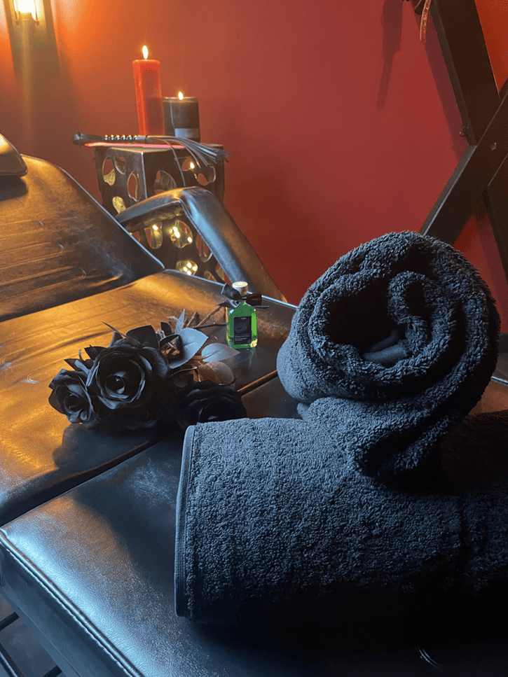 l'Impertinente - Love’nSpa - weekend en amoureux, love rooms avec spa ou jacuzzi privatif4 de l'Impertinente