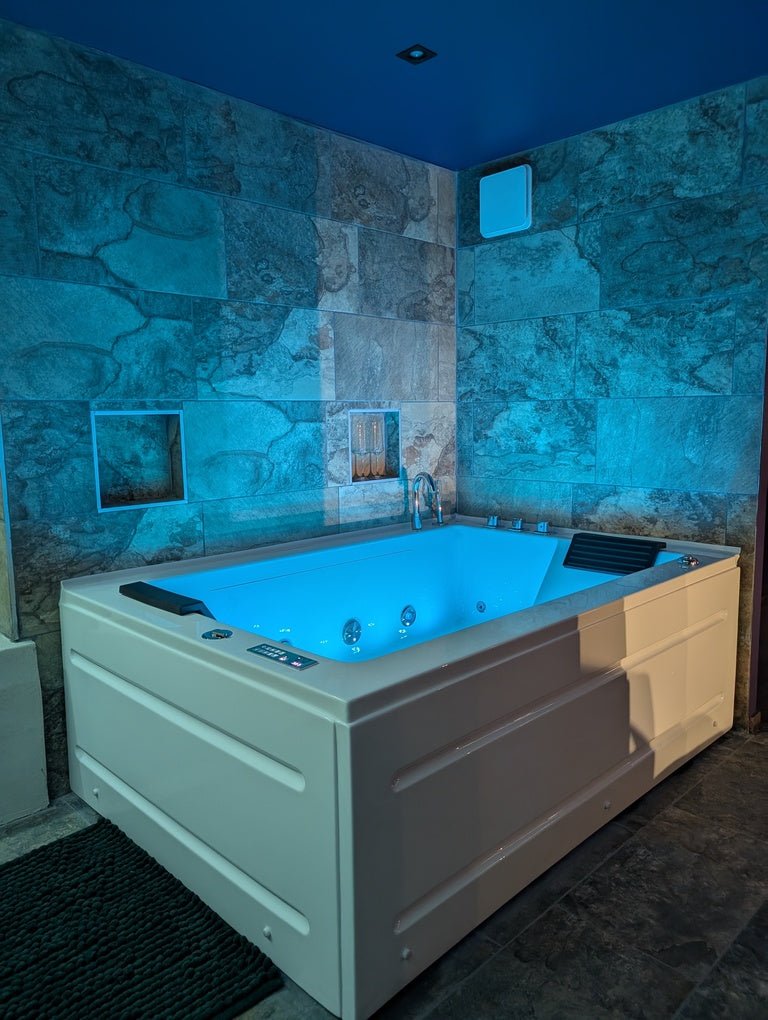 L'Instant Plaisir - Love’nSpa - weekend en amoureux, love rooms avec spa ou jacuzzi privatifL'Instant Plaisir