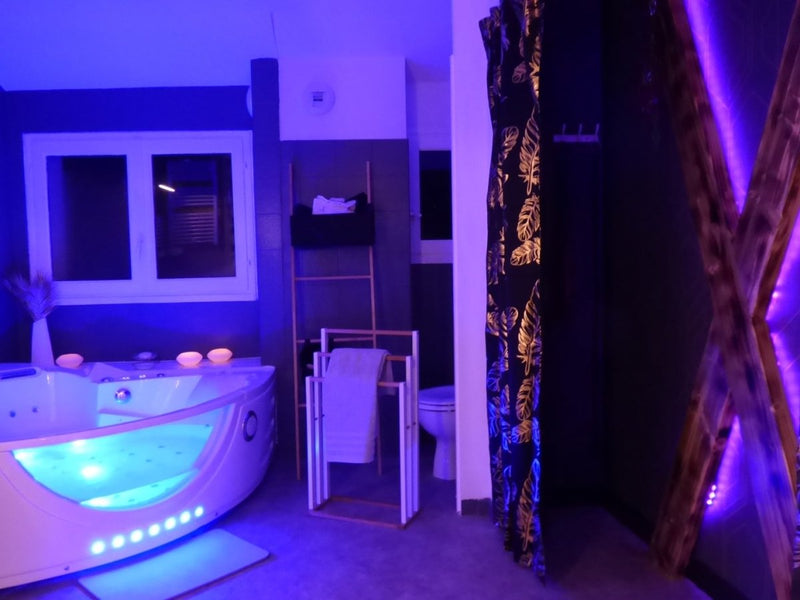 L'Instant pour Soi - Love’nSpa - weekend en amoureux, love rooms avec spa ou jacuzzi privatif1 de L'Instant pour Soi