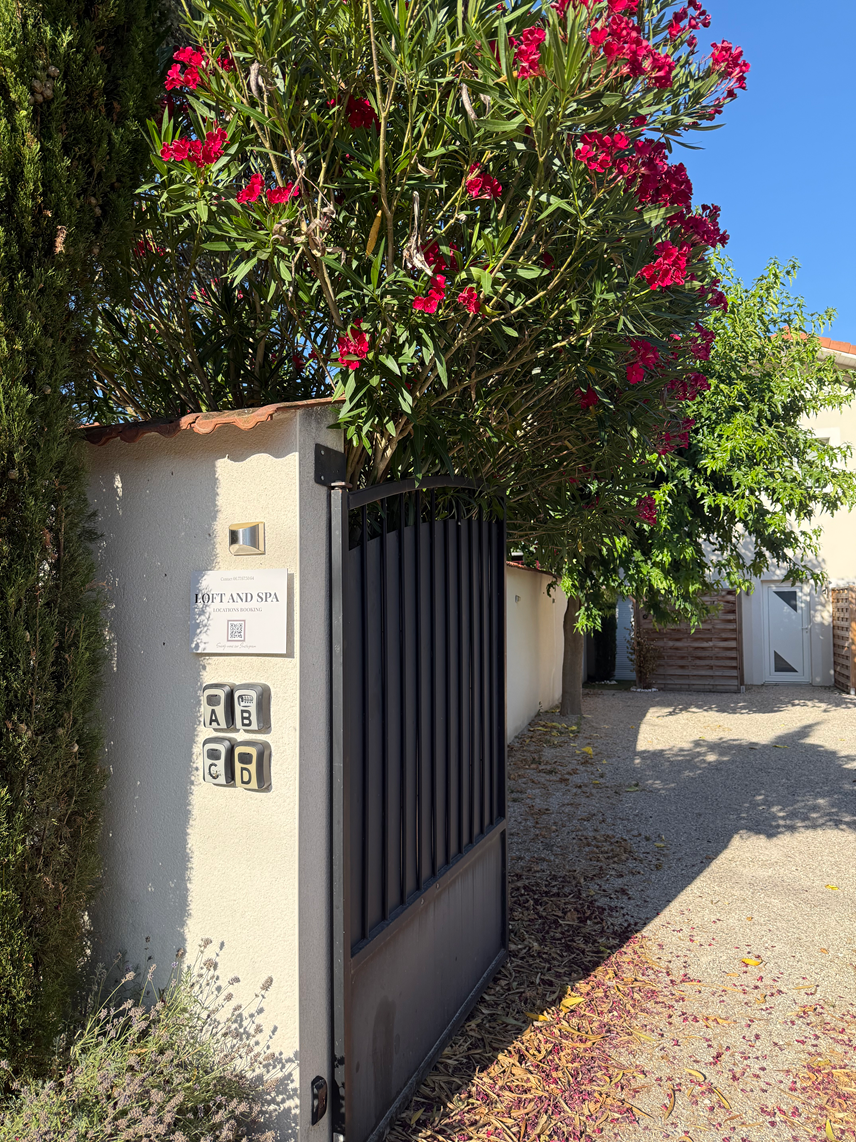 L’obscure - Love’nSpa - weekend en amoureux, love rooms avec spa ou jacuzzi privatif7 de L’obscure