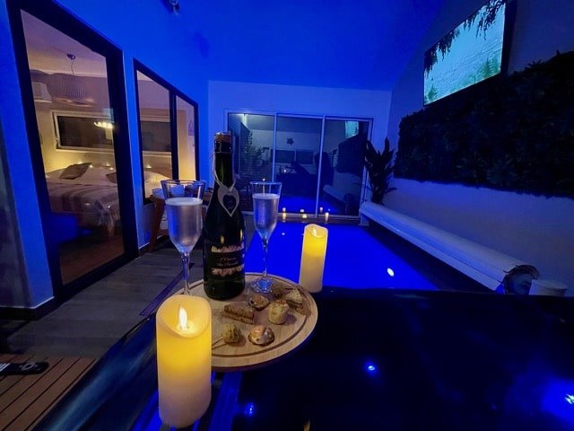 L'Oiseau du Paradis - Love’nSpa - weekend en amoureux, love rooms avec spa ou jacuzzi privatif13 de L'Oiseau du Paradis