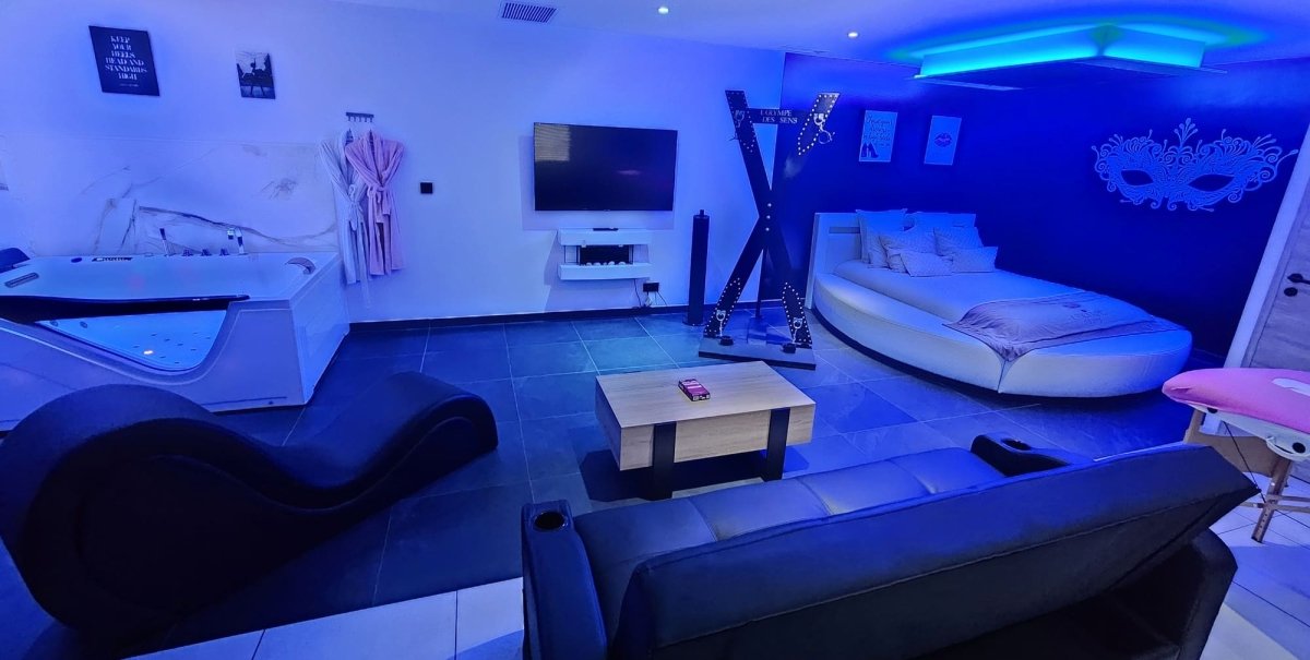 L'Olympe des Sens - CUPIDON • Dieu de l’amour - Love’nSpa - weekend en amoureux, love rooms avec spa ou jacuzzi privatifL'Olympe des Sens - CUPIDON • Dieu de l’amour
