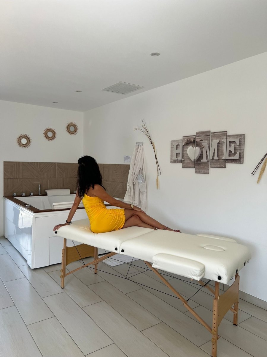 L'Olympe des Sens - HERA • Déesse du mariage - Love’nSpa - weekend en amoureux, love rooms avec spa ou jacuzzi privatif7 de L'Olympe des Sens - VÉNUS