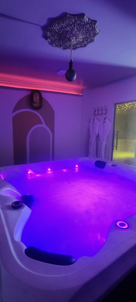 L'Or du Temps - Temps d'Orient - Normandie - Love’nSpa - weekend en amoureux, love rooms avec spa ou jacuzzi privatif4 de L'Or du Temps - Temps d'Orient - Normandie