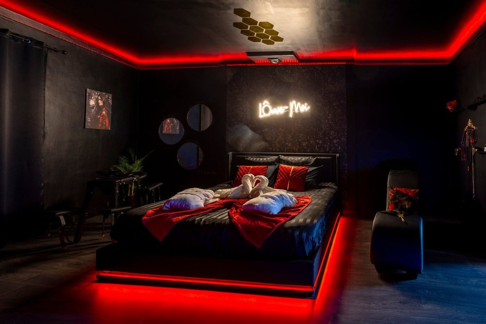 Lôuve - Moi Love Room & Spa - Love’nSpa - weekend en amoureux, love rooms avec spa ou jacuzzi privatif3 de Lôuve-Moi