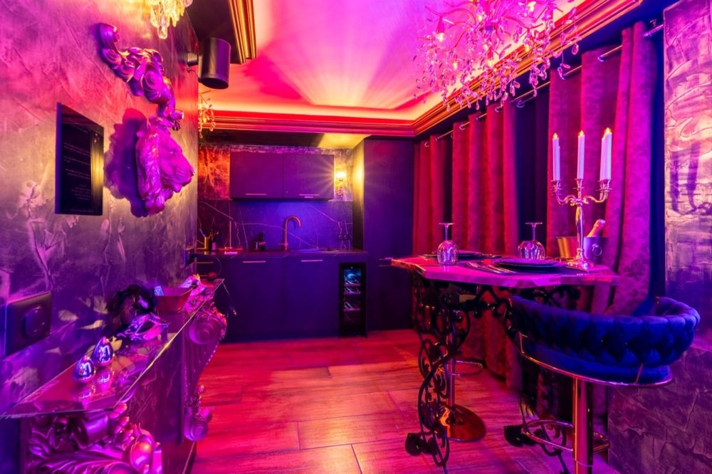 Love And Sex Room - La Marquise - Love’nSpa - weekend en amoureux, love rooms avec spa ou jacuzzi privatif10 de Love And Sex Room - La Marquise