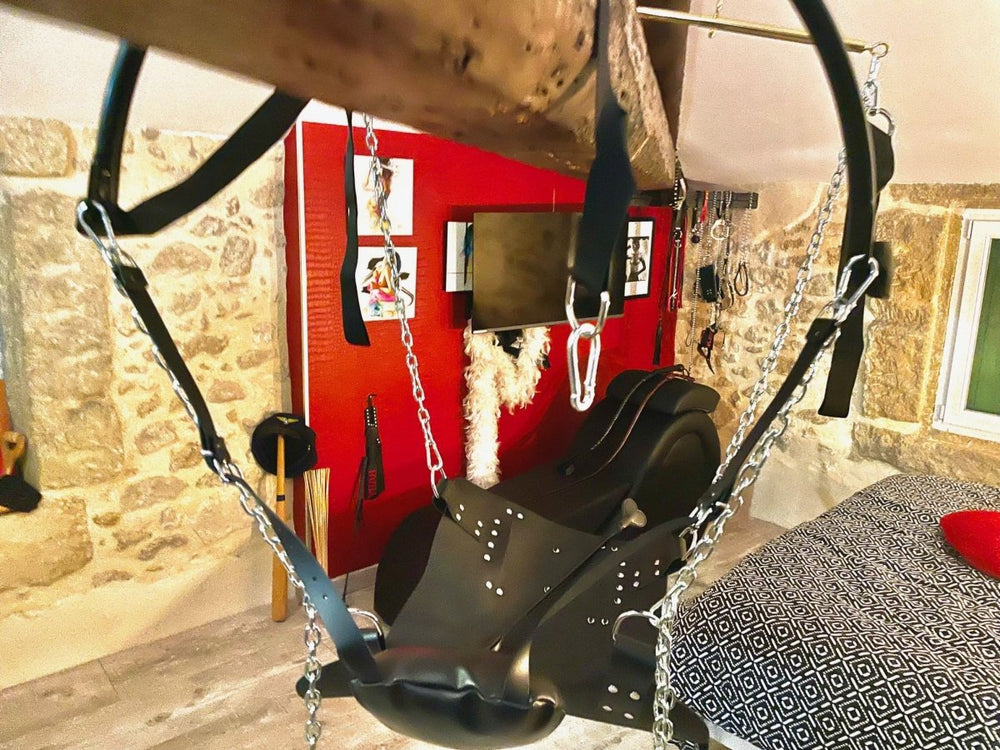 Love & Kinky Room with big SPAs & Sauna - Love’nSpa - weekend en amoureux, love rooms avec spa ou jacuzzi privatif11 de Love & Kinky Room with big SPAs & Sauna