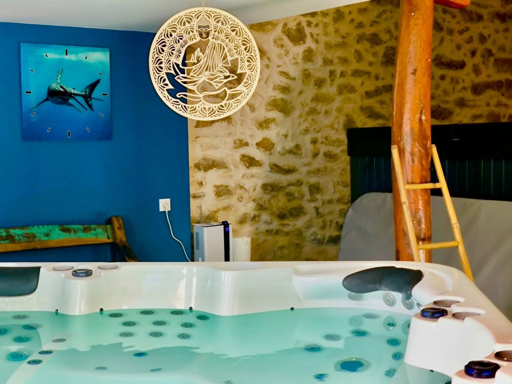 Love & Kinky Room with big SPAs & Sauna - Love’nSpa - weekend en amoureux, love rooms avec spa ou jacuzzi privatif16 de Love & Kinky Room with big SPAs & Sauna