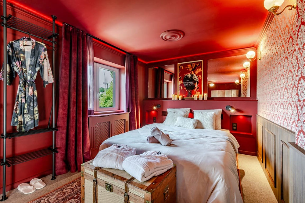 Love Room Alsace - La Courtisane - Love’nSpa - weekend en amoureux, love rooms avec spa ou jacuzzi privatif3 de Love Room Alsace - La Courtisane
