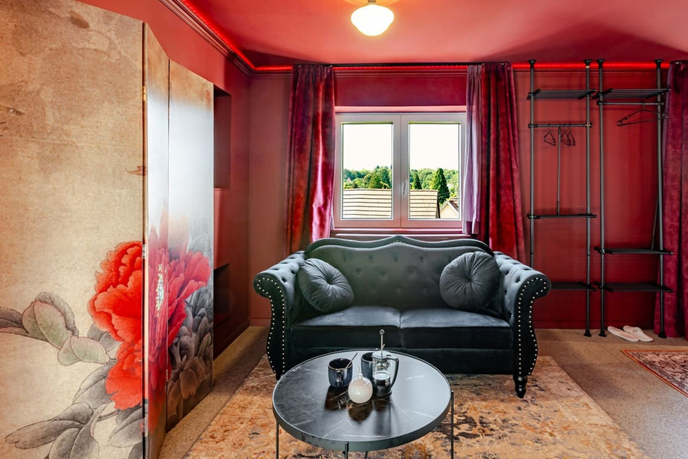 Love Room Alsace - La Courtisane - Love’nSpa - weekend en amoureux, love rooms avec spa ou jacuzzi privatif13 de Love Room Alsace - La Courtisane