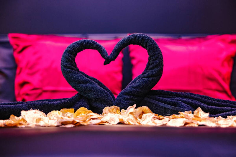 Love Room Censure - Love’nSpa - weekend en amoureux, love rooms avec spa ou jacuzzi privatif2 de Love Room Censure
