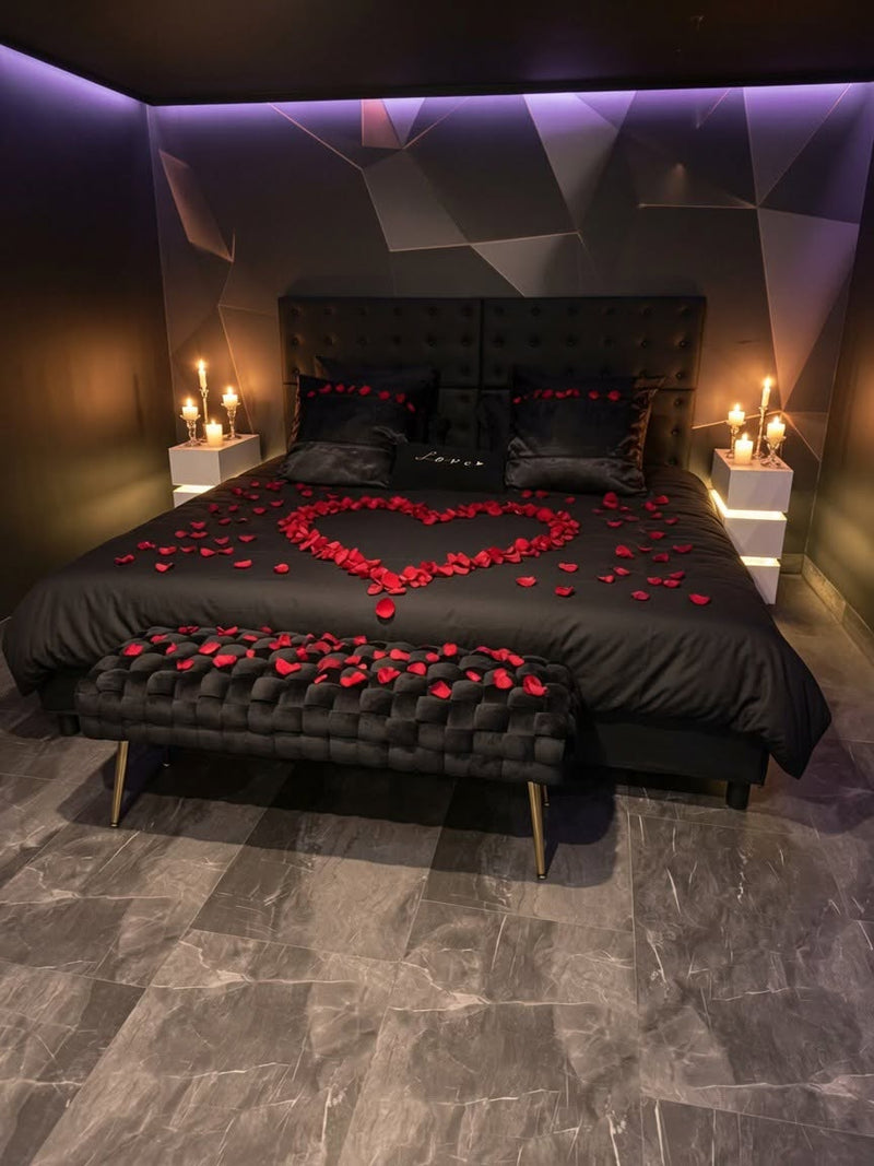 Lit KING SIZE Love room Eros Suite Maison d’émotions et Love Room SPA et Sauna privés à briord — photo 114 de Eros Suite Maison d’émotions et Love Room SPA et Sauna privés