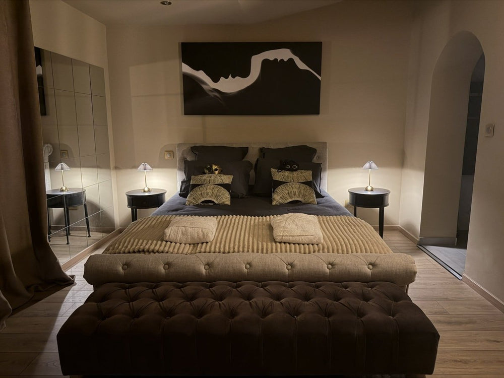 Love room la Voûte | Baillargues - Love’nSpa - weekend en amoureux, love rooms avec spa ou jacuzzi privatif15 de Love room la Voûte | Baillargues