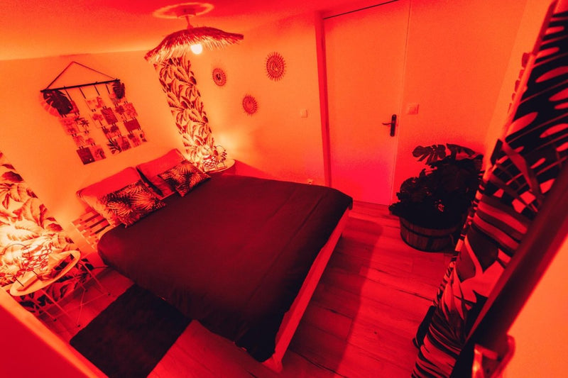 Love room Les Gîtes de Justine - Love’nSpa - weekend en amoureux, love rooms avec spa ou jacuzzi privatif3 de Love room Les Gîtes de Justine